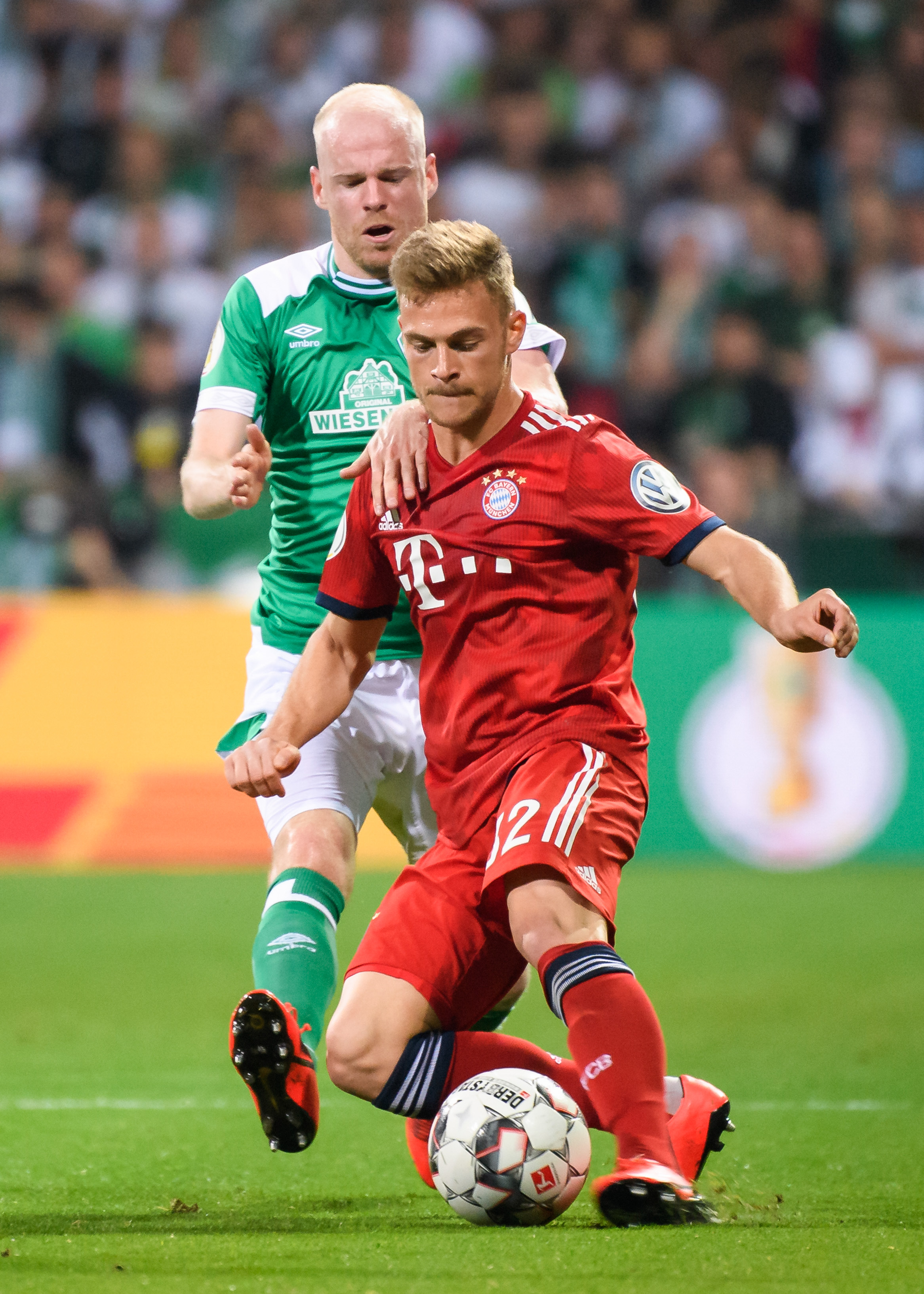 靠高质量首 靠高质量首