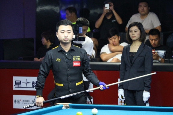 的入场券更 的入场券更